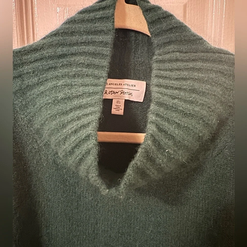 Oversized Green Turtleneck Sweater Wool/Mohair Blend & other stories L NWOT - Picture 4 of 5